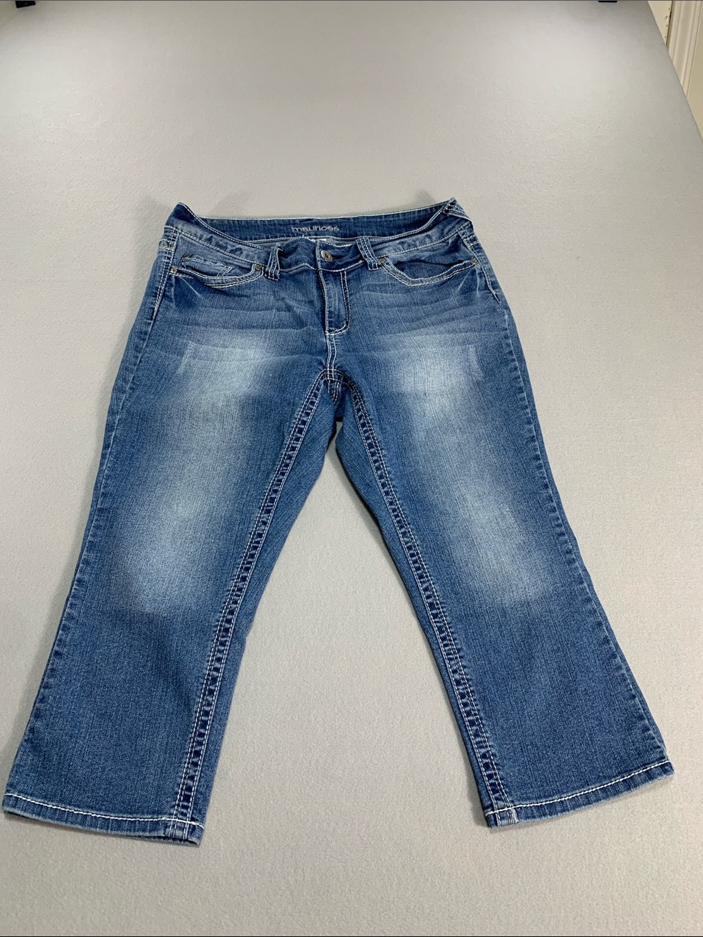 Maurices Mid Blue Cropped Women's Jeans